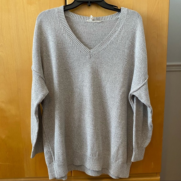 BCBG Grey V-neck Sweater - Picture 5 of 6